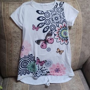 Girls JNS Shirt Size 8 Like New